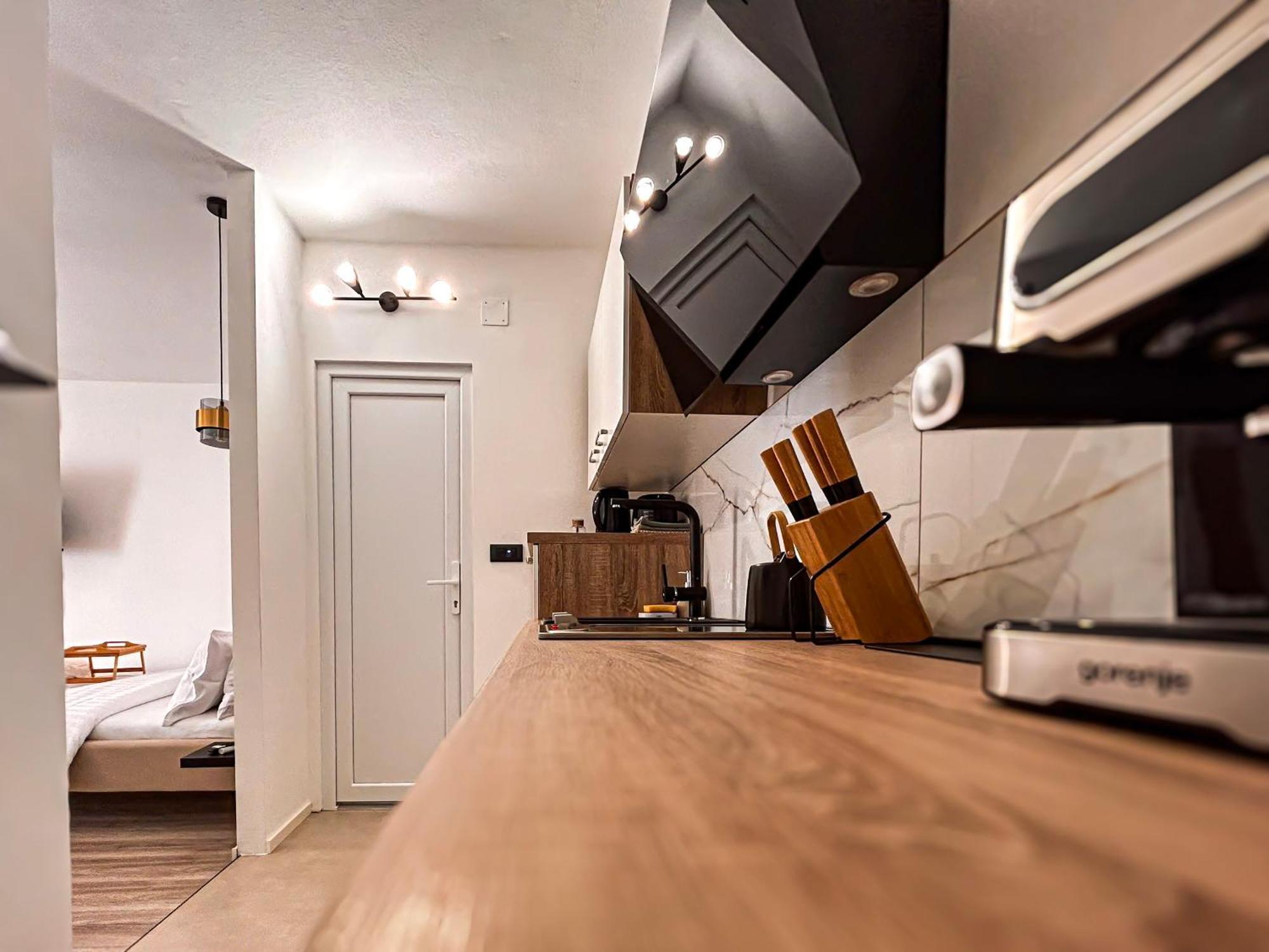 High Tide Apartment Zara Esterno foto